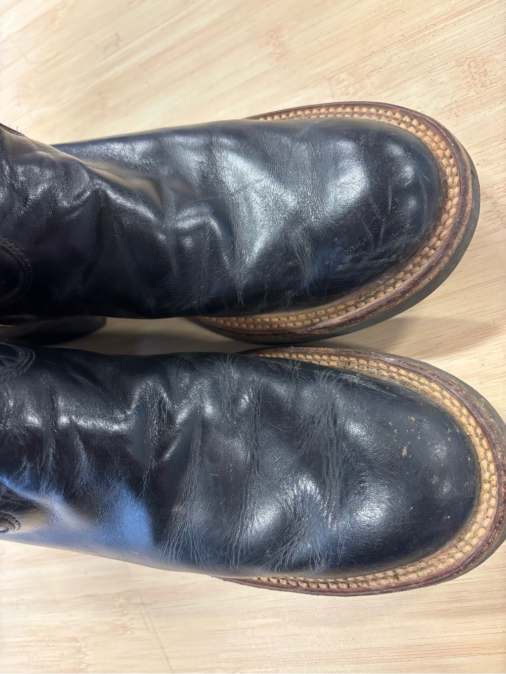 Justin Cowboy Boots Black Leather Western Cowboy Boots with Embossed Shaft - Picture 4 of 8